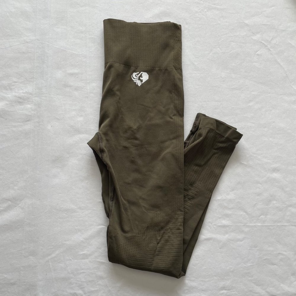 Women's Best Power Seamless Leggings size Medium - Picture 2 of 12